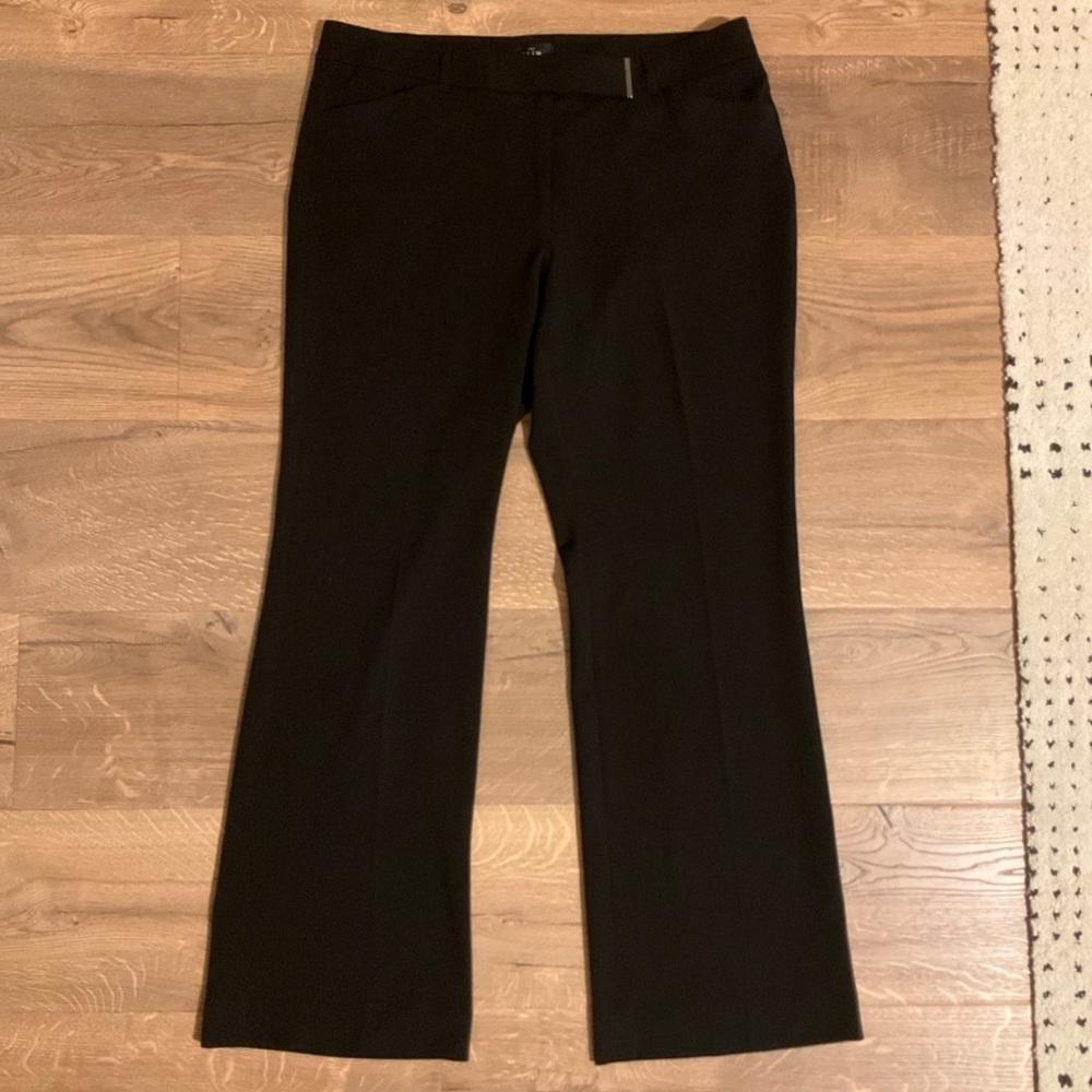 White House Black Market black, mid rise Slim Boot Cut pants, 12S - Picture 3 of 9
